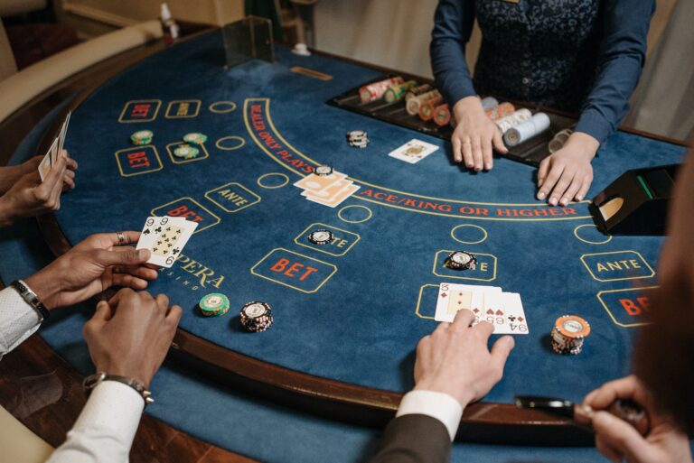 From Seven Seats to Unlimited Access: The Rise of Infinite Blackjack