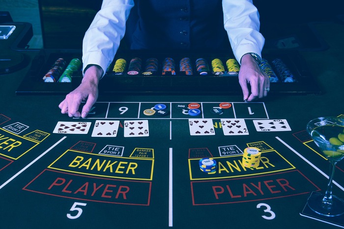 A Beginner's Guide to Playing Baccarat