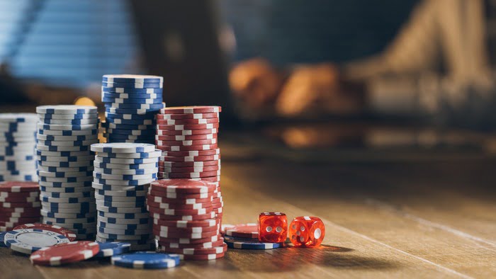 What to Consider Before Playing Casino Games Online