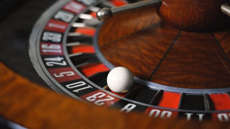 Red or Black and the Truth About It in Roulette