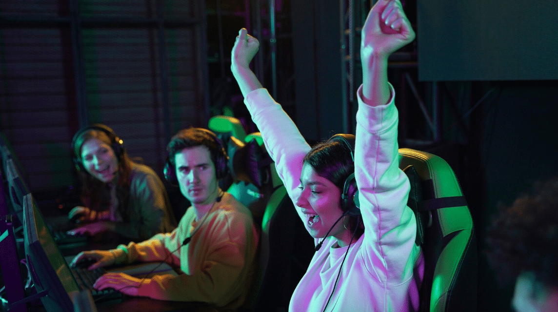 The Difference Between Casual Multiplayer and Esports Games
