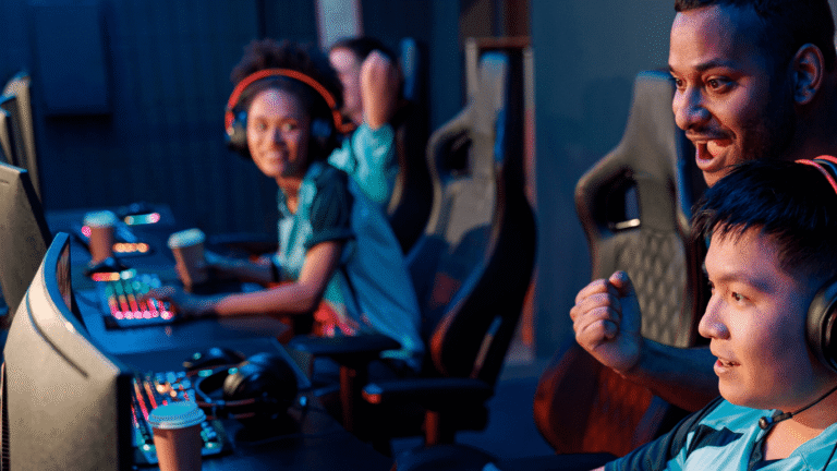 The Smarter Way to Build Creative Game Worlds With Friends Online