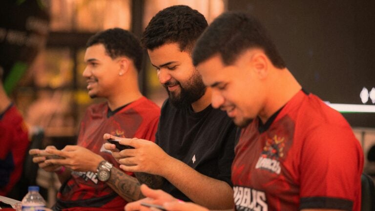 Uncovering the Community Features Driving Higher Engagement Than Traditional Online Casinos