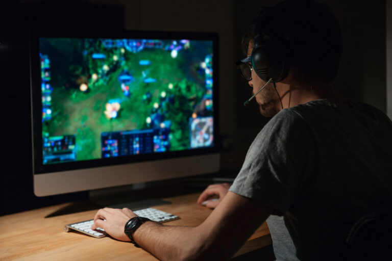 What Player Data Reveals About Changing Online Gaming Habits